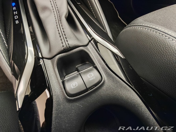 Toyota Corolla 1.8 Hybrid e-CVT Style To 2024