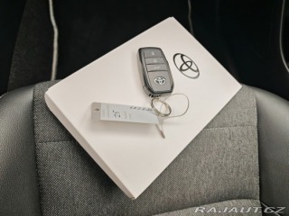 Toyota Corolla 1.8 Hybrid e-CVT Style To 2024