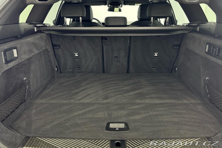 BMW 5 řady 5 | 520d xDrive 2025