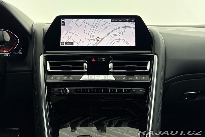 BMW 8 M850i xDrive 2021