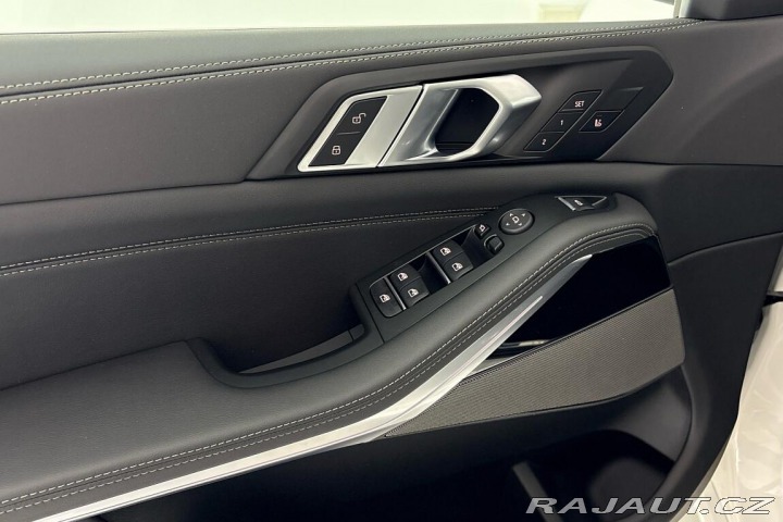 BMW X5 xDrive30d 2025