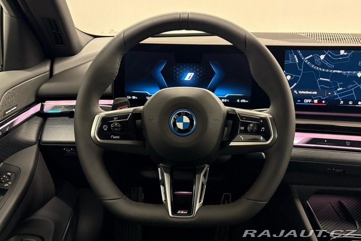 BMW i5 xDrive40 Touring 2025