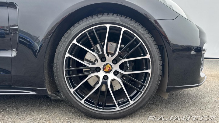 Porsche Panamera 4S 2022