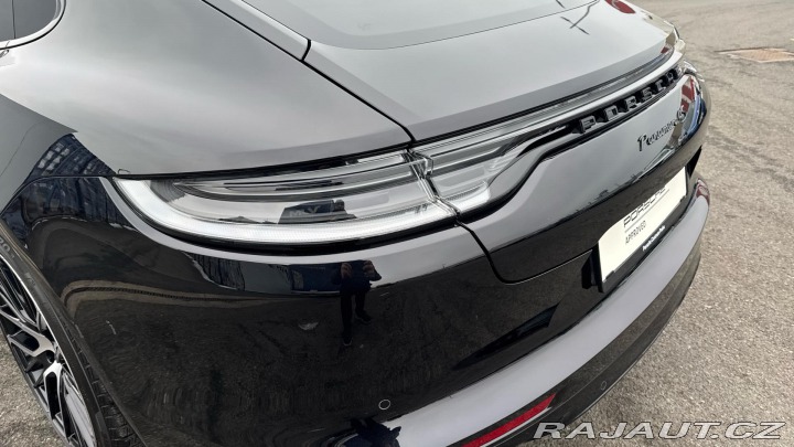 Porsche Panamera 4S 2022