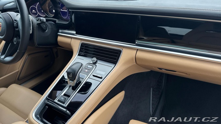 Porsche Panamera 4S 2022