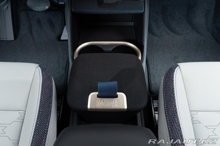 Mini Countryman 2024) 2024