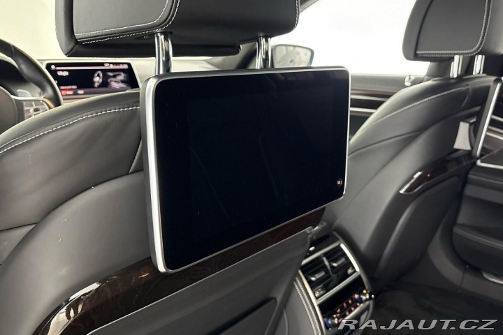 BMW 7 M760Li xDrive 2020