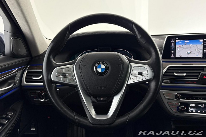 BMW 7 745e 2020