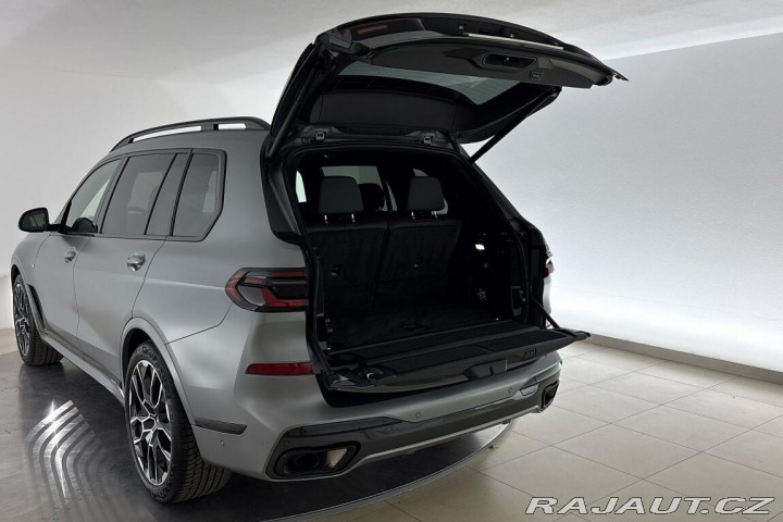 BMW X7 xDrive40d 2025