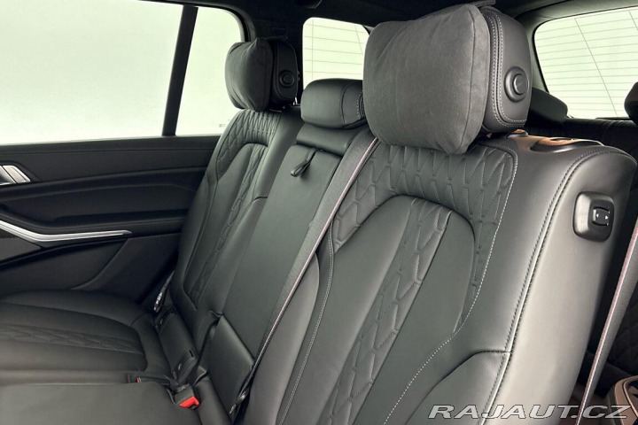 BMW X7 xDrive40d 2025