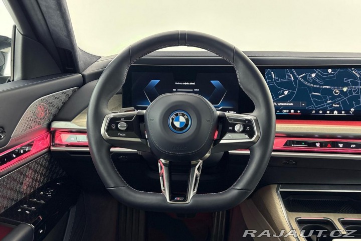 BMW i7 M70 xDrive 2024