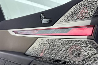 BMW i7 M70 xDrive 2024