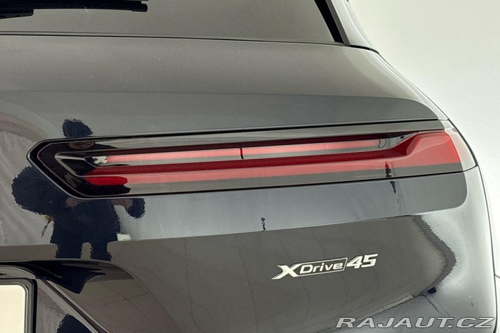 BMW iX xDrive45 2025