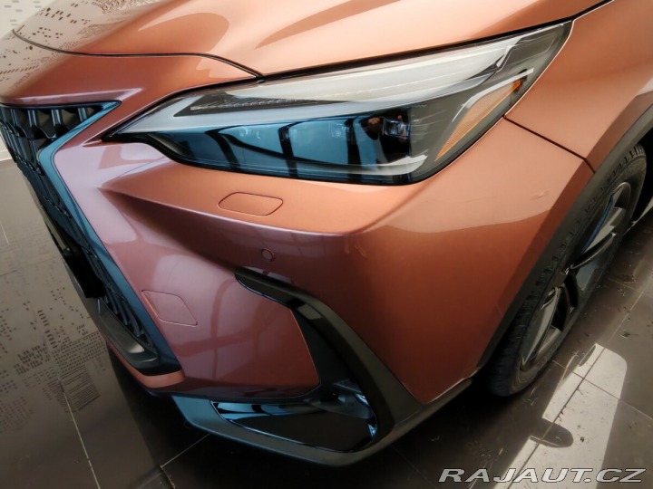 Lexus Ostatní modely NX 450h plus 450h+ PRESTIGE Plug-in Hy 2025