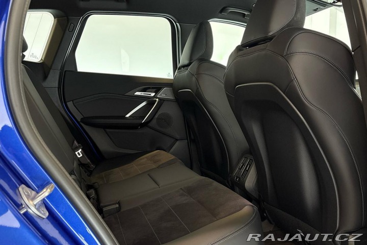 BMW iX1 xDrive30 2025