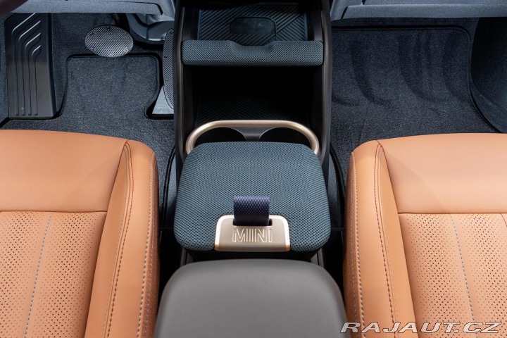 Mini Countryman 2024) 2024