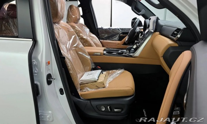 Lexus LX 700h LUXURY 2026