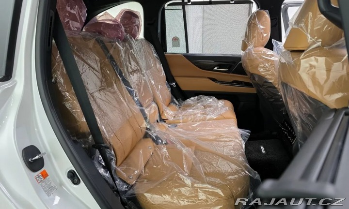 Lexus LX 700h LUXURY 2026