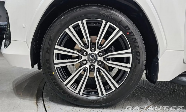 Lexus LX 700h LUXURY 2026