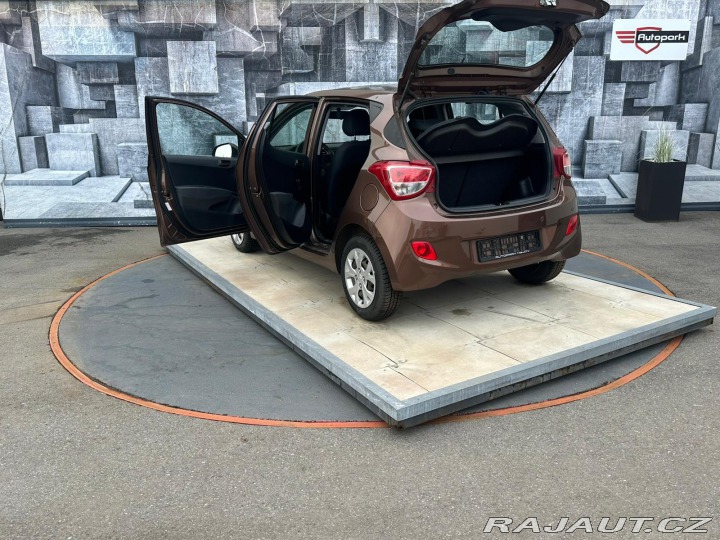 Hyundai i10 1.0i,48KW, 1.MAJITEL 2010