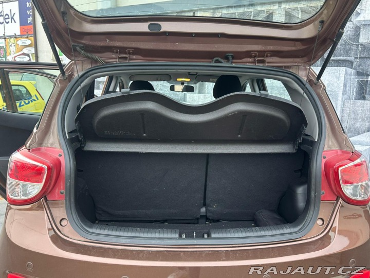 Hyundai i10 1.0i,48KW, 1.MAJITEL 2015