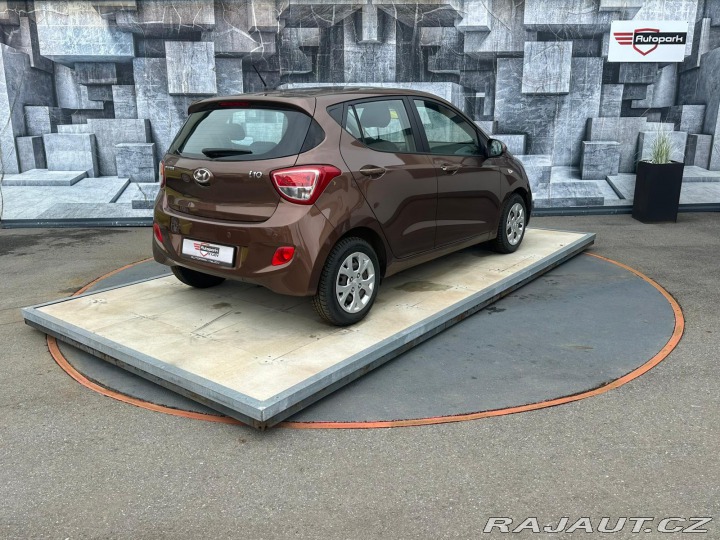 Hyundai i10 1.0i,48KW, 1.MAJITEL 2015