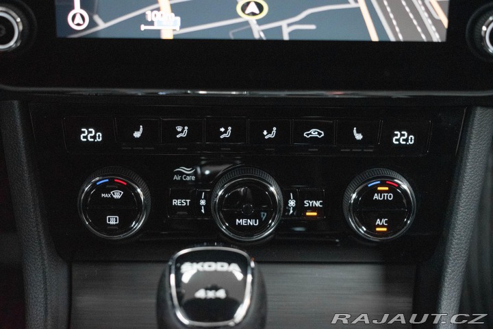 Škoda Superb 2.0 TDI STYLE+*4x4* REZER 2022