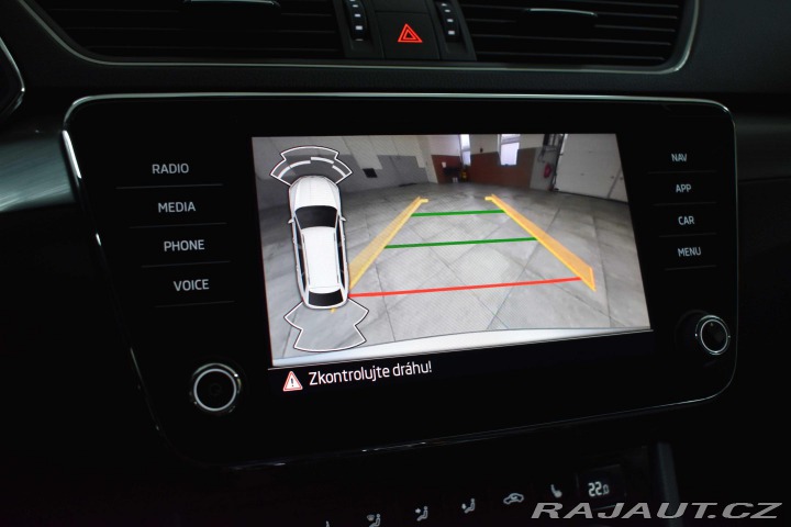 Škoda Superb 2.0 TDI STYLE+*4x4* REZER 2022