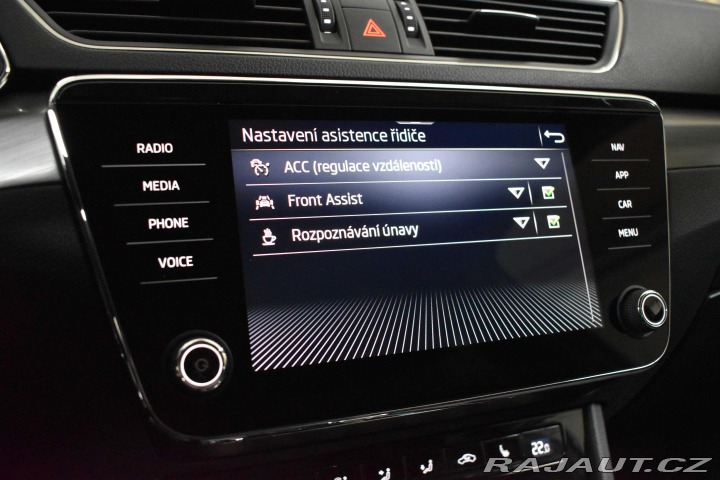 Škoda Superb 2.0 TDI STYLE+*4x4* REZER 2022