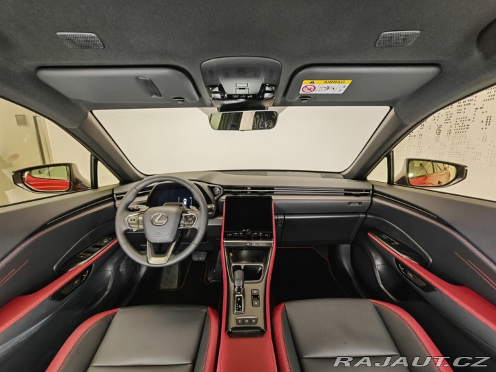 Lexus Ostatní modely LBX Vibrant Edition 2026