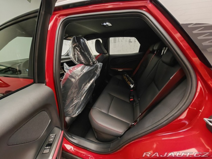 Lexus Ostatní modely LBX Vibrant Edition 2026