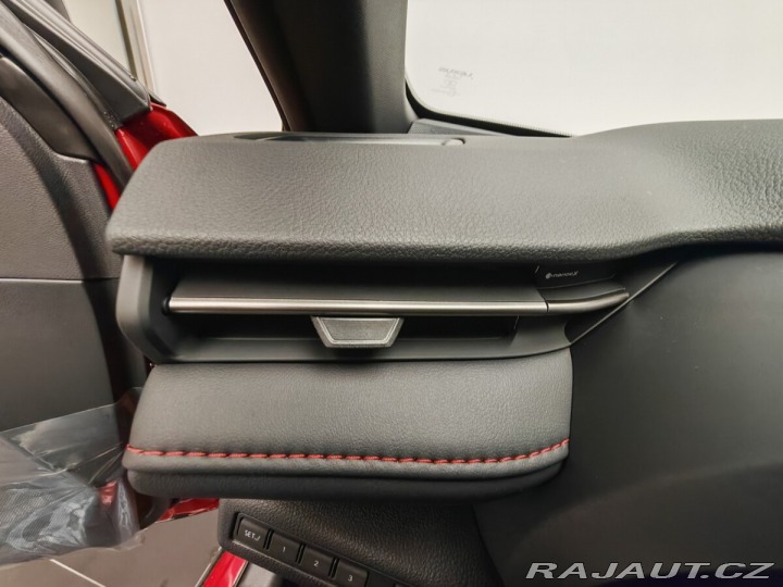 Lexus Ostatní modely LBX Vibrant Edition 2026