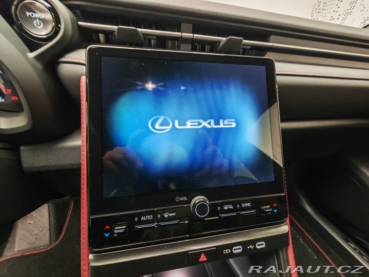Lexus Ostatní modely LBX Vibrant Edition 2026