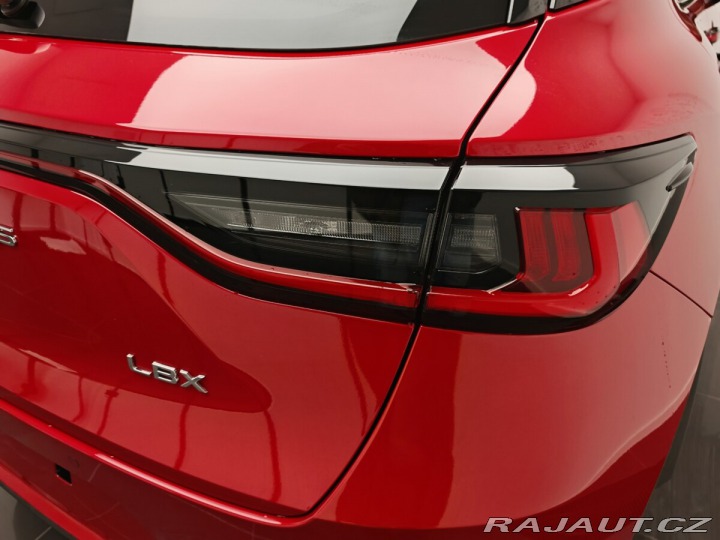 Lexus Ostatní modely LBX Vibrant Edition 2026