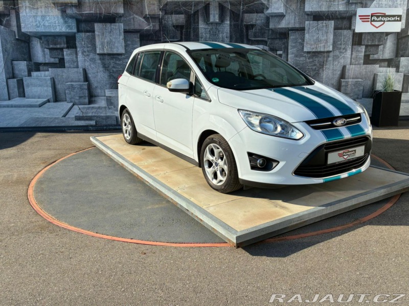Ford Grand C-MAX 1.6i, 92KW, 4x ZIMNÍ PNEU