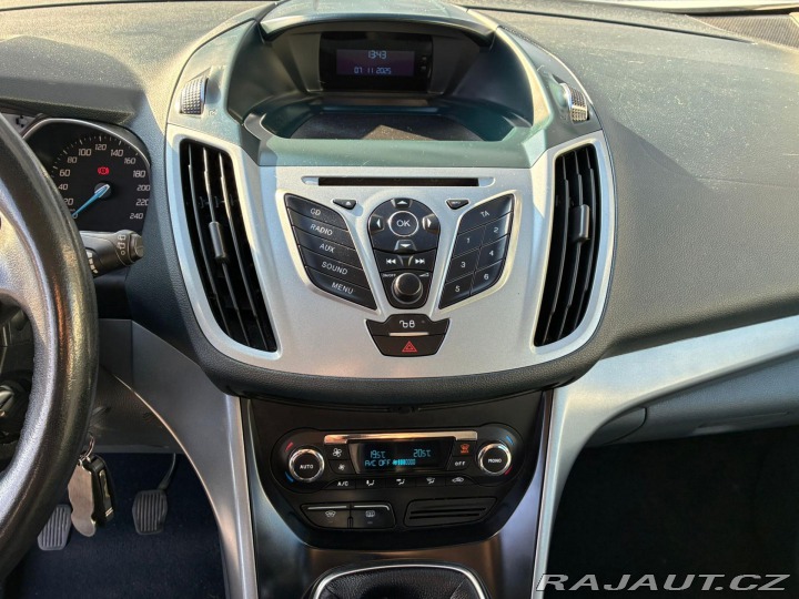 Ford Grand C-MAX 1.6i, 92KW, 4x ZIMNÍ PNEU 2012