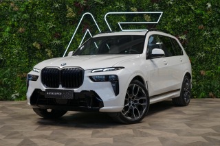 BMW X7 40D*XDRIVE*SKY-L*360*TAŽN