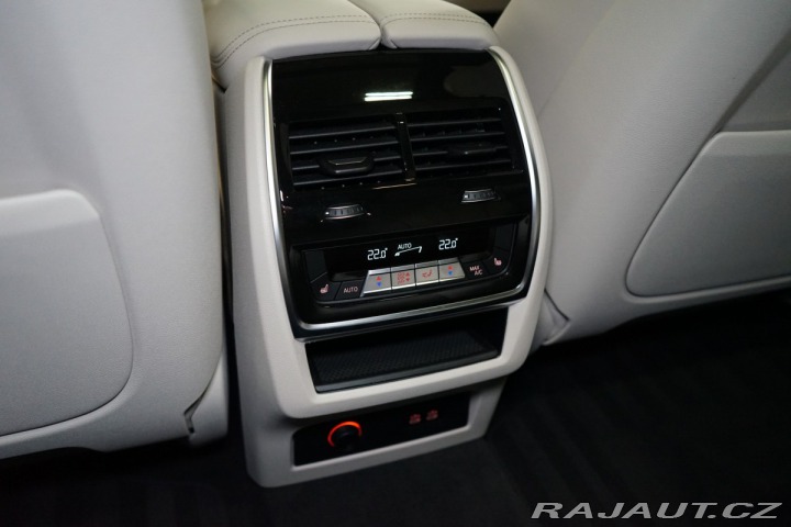 BMW X7 40D*XDRIVE*SKY-L*360*TAŽN 2023