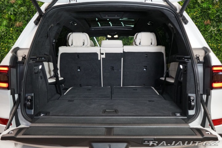 BMW X7 40D*XDRIVE*SKY-L*360*TAŽN 2023