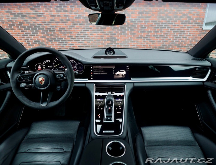 Porsche Ostatní modely Panamera Sport Turismo 2-9 V6 4 E-Hybrid 340KW 2023