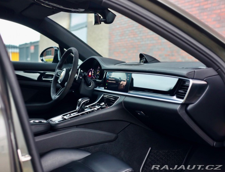 Porsche Ostatní modely Panamera Sport Turismo 2-9 V6 4 E-Hybrid 340KW 2023