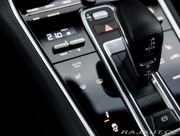 Porsche Ostatní modely Panamera Sport Turismo 2-9 V6 4 E-Hybrid 340KW 2023