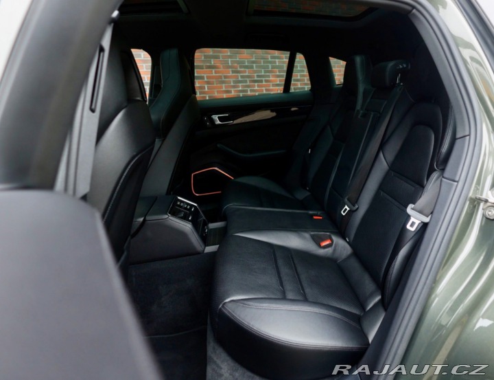 Porsche Ostatní modely Panamera Sport Turismo 2-9 V6 4 E-Hybrid 340KW 2023