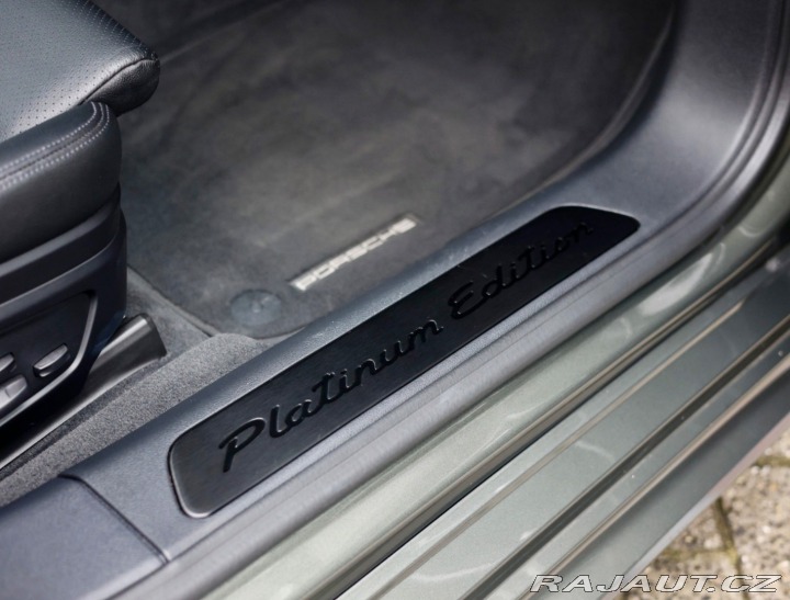 Porsche Ostatní modely Panamera Sport Turismo  2-9 V6 4 E-Hybrid 340KW 2023