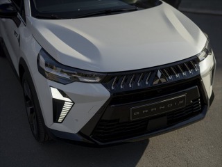 Mitsubishi Grandis 1.3 7DCT M-HYBRID  INVITE