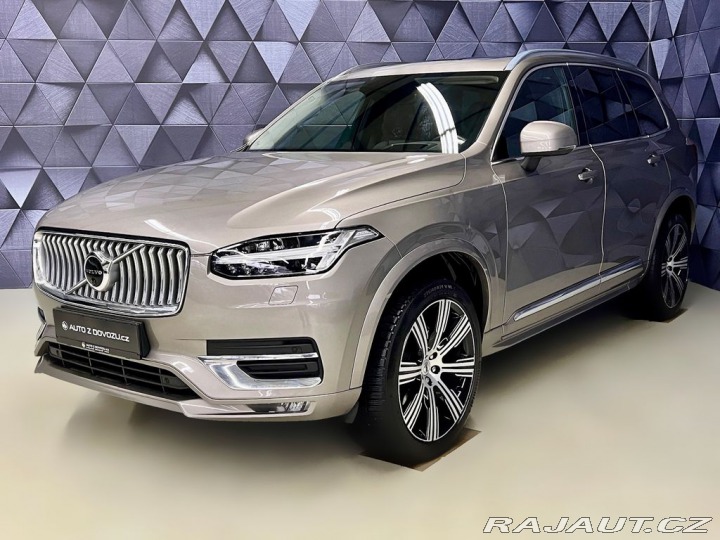 Volvo XC90 B5 AWD INSCRIPTION, PANOR 2021