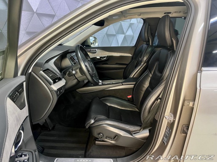 Volvo XC90 B5 AWD INSCRIPTION, PANOR 2021