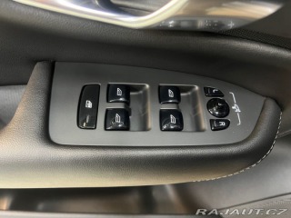 Volvo XC90 B5 AWD INSCRIPTION, PANOR 2021