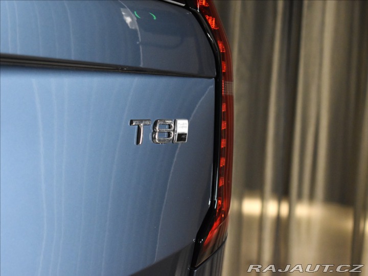 Volvo XC90 2,0 T8  Ultra Dark 1800