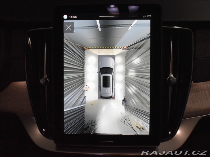 Volvo XC90 2,0 T8  Ultra Dark 1800